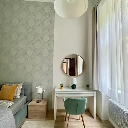 Rumbach I Freeparking Apartman *