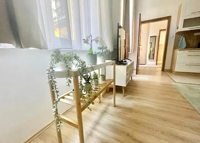 Rumbach Ii Freeparking Apartment *